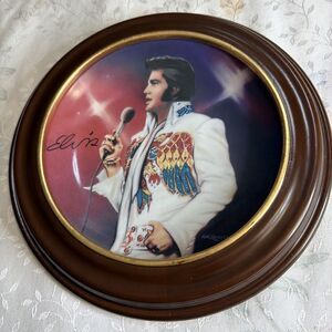 Elvis Presley " The Vision" collector plate With Wood Display Surround